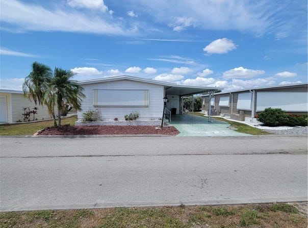 573 Hogan Drive, North Fort Myers, FL 33903