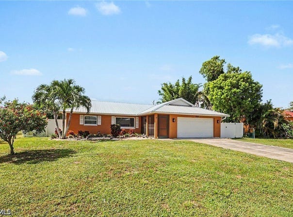 918 Gleason Parkway, Cape Coral, FL 33914