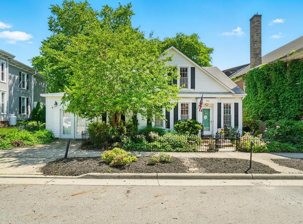 64 S Chillicothe Street, South Charleston, OH 45368