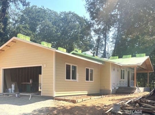 105 Hawthorne St, Weaverville, CA 96093