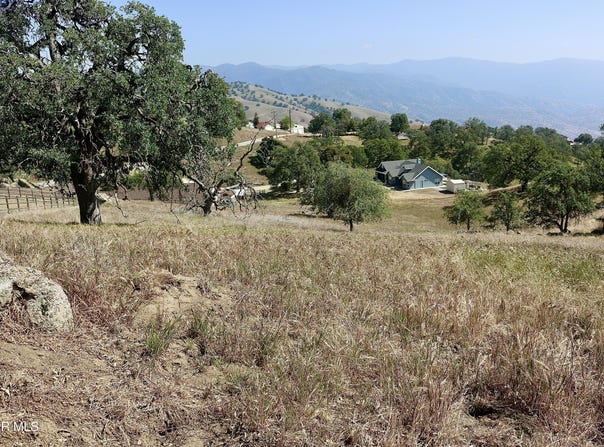 Horsethief Drive, Tehachapi, CA 93561