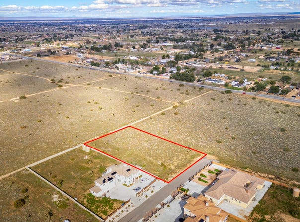 30th Stw Ave N, Palmdale, CA 93551