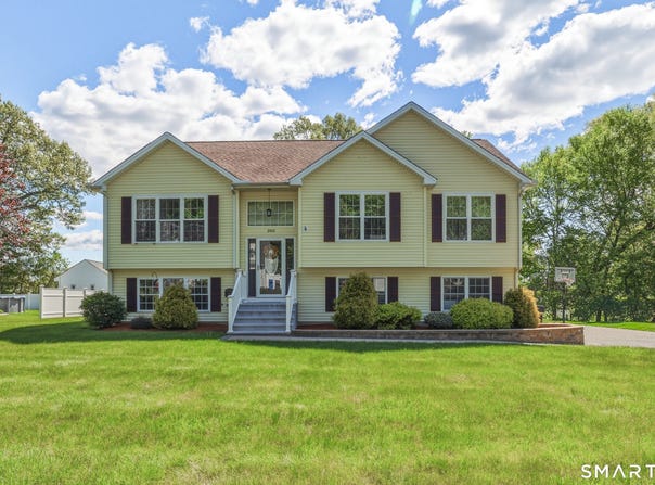 200 Sunnydale Avenue, Bristol, CT 06010