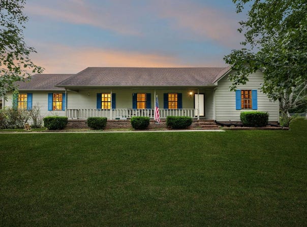 837 Circle Dr, Manchester, TN 37355