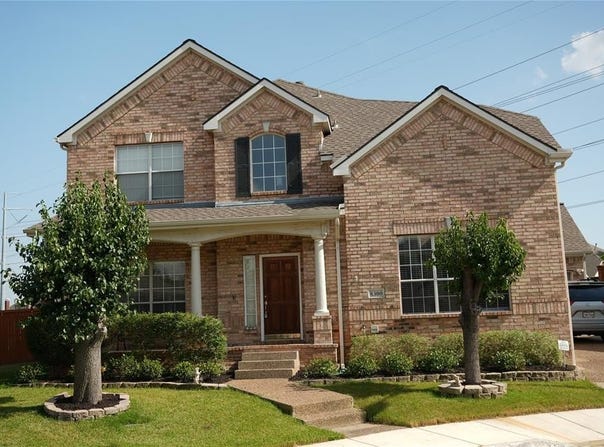 8300 Charleston Street, Irving, TX 75063