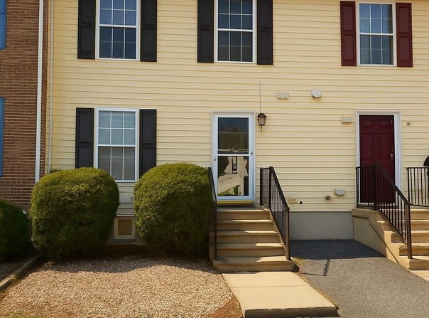 27 PRESTON LANE, CLAYTON, DE 19938