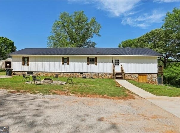1060 Stephen, Greensboro, GA 30642