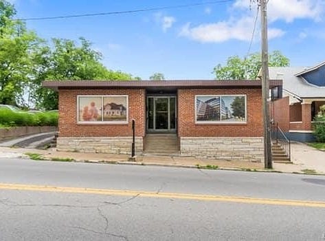 230 N Sprigg Street, Cape Girardeau, MO 63701