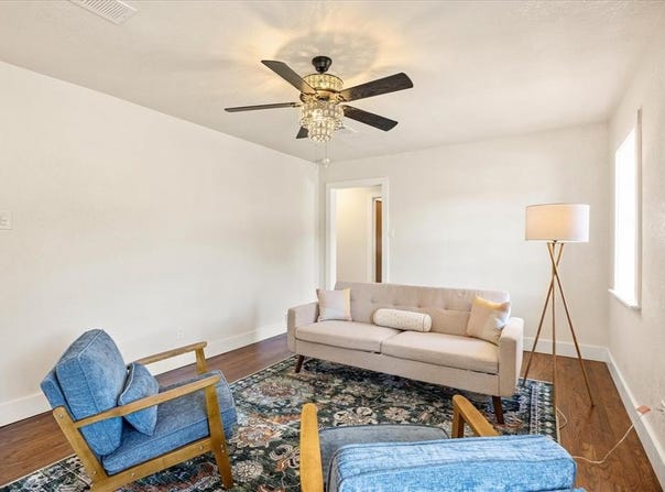 201 E 3rd Street, Weatherford, TX 76086