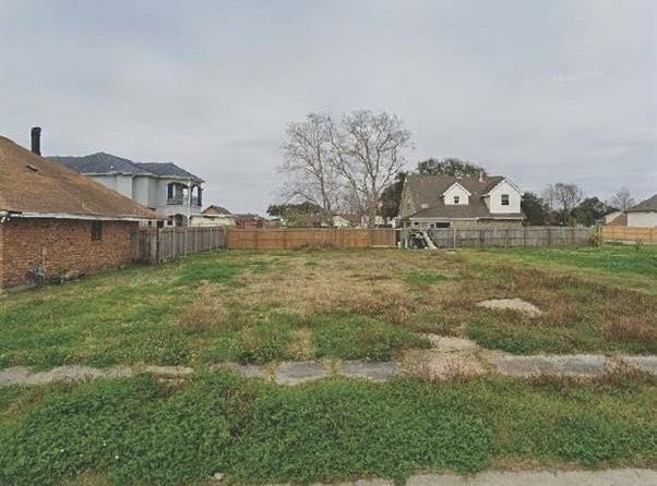 8309 FAIRFAX Drive, Chalmette, LA 70043