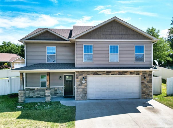 1000 Louisville, Columbia, MO 65203