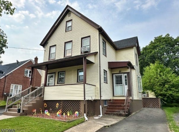 165 Prospect St, South Bound Brook Boro, NJ 08880-1240