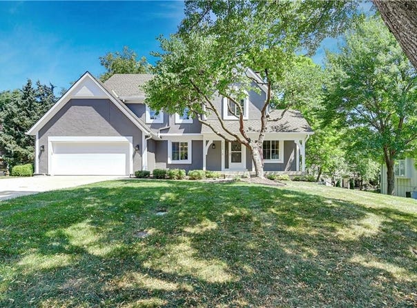 3204 W 121ST Terrace, Leawood, KS 66209