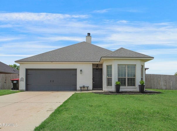 121 Windy Field Drive, Rayne, LA 70578