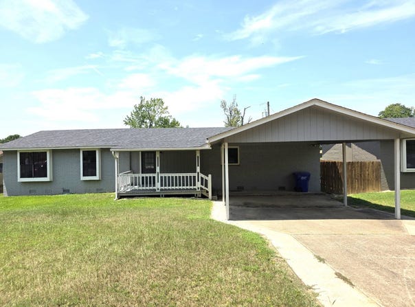 304 Hamilton, Linden, TX 75563