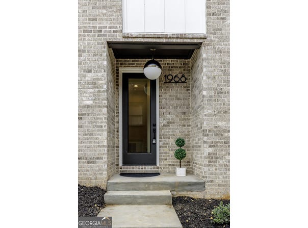 1968 8th, Chamblee, GA 30341