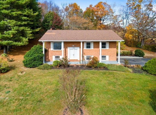 2642 Beulah Lane, Christiansburg, VA 24073