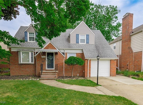29504 Cresthaven Drive, Willowick, OH 44095