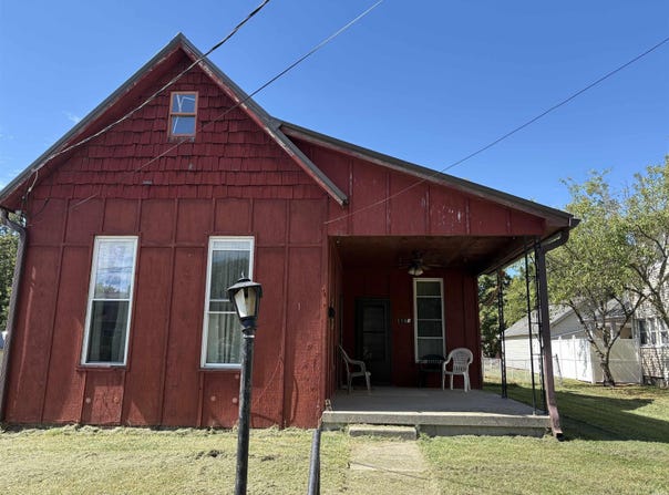 114 N Main Street, Huntingburg, IN 47542
