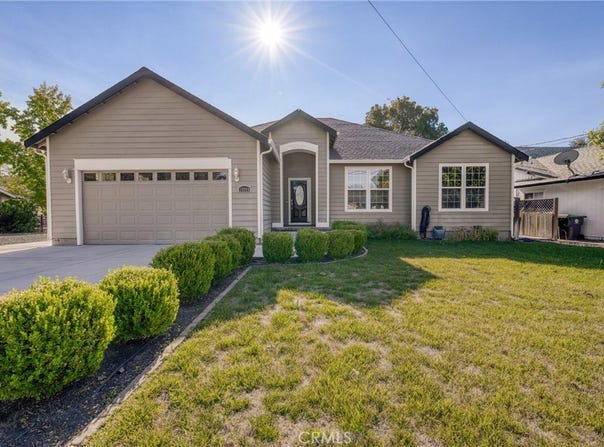 18094 Spyglass Road, Hidden Valley Lake, CA 95467