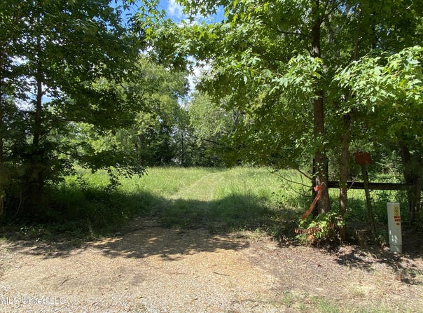 00 Skating Ring Road Road, Red Banks, MS 38661