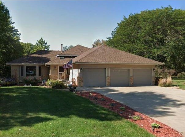 5165 Cottonwood Lane N, Plymouth, MN 55442