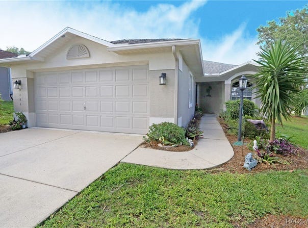 2101 N Brentwood Circle, Lecanto, FL 34461
