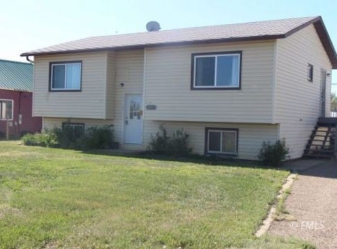 214 E Laundre Ave, Terry, MT 59349