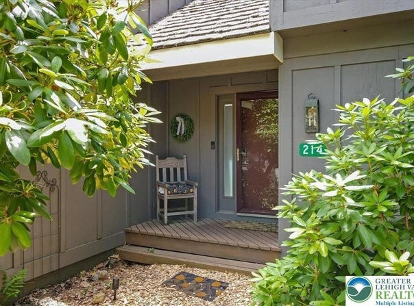 214 Snow Ridge Circle, PA 18624