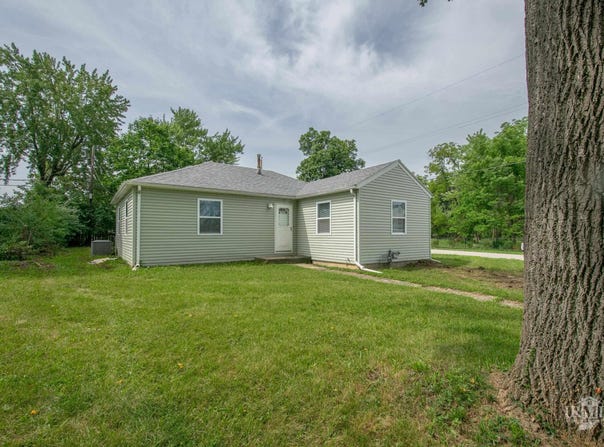 3313 W Torquay Road, Muncie, IN 47304