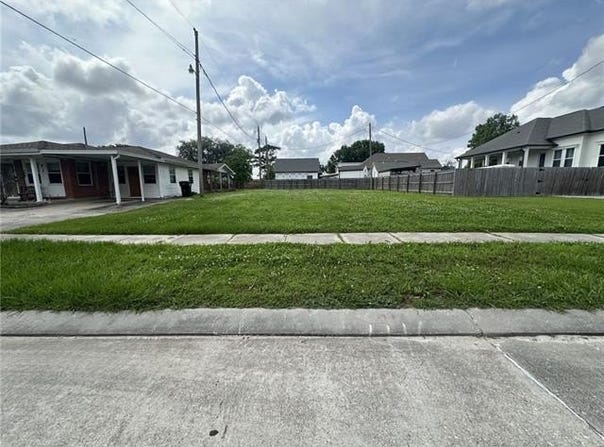 416 NORTON Avenue lot: 139, Arabi, LA 70032
