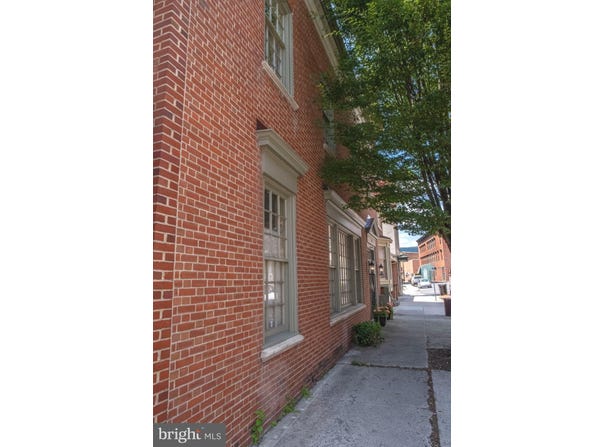 107 S CENTRE STREET, CUMBERLAND, MD 21502