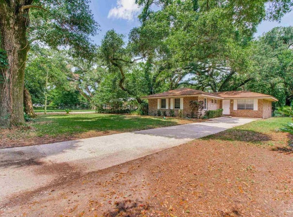 272 St Patrick Ave, Pensacola, FL 32503