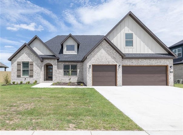 1214 Carrara  ST, Tontitown, AR 72762