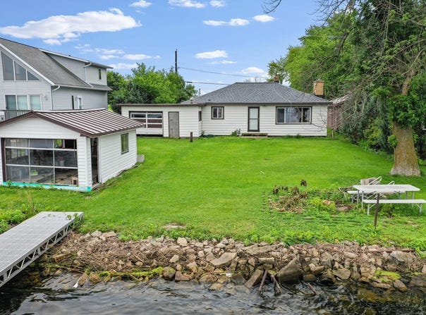 6832 WENTZEL SHORE Road, WINNECONNE, WI 54986-9569