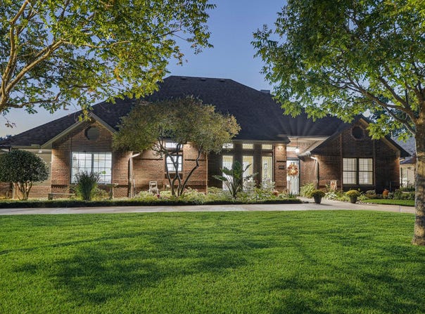 36 Timbergreen Circle, Denton, TX 76205