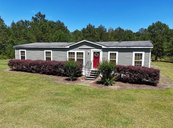 1325 Convick Circle, Pavo, GA 31778