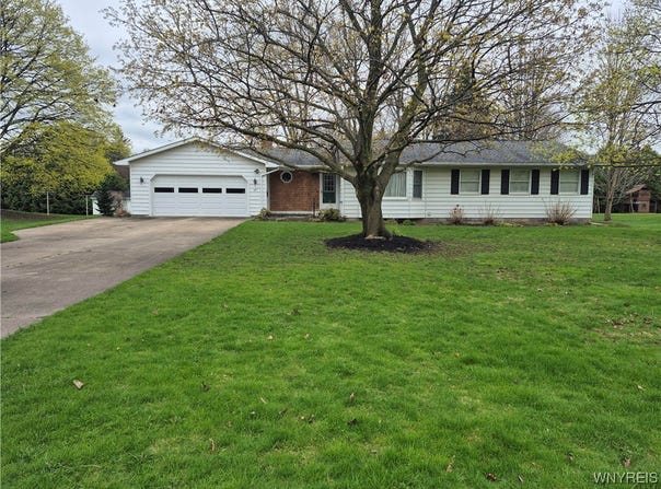 9 Miller Drive, Yates, NY 14098