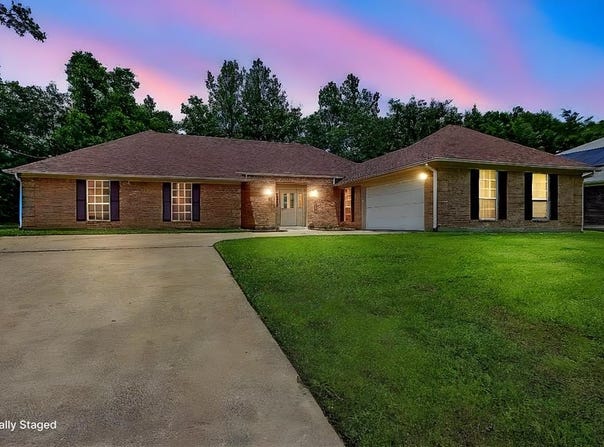 606 Englewood Drive, Lufkin, TX 75901