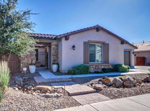 2487 E ARIS Drive, Gilbert, AZ 85298