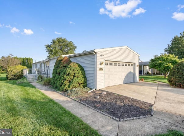 218 W SPRUCE Street, PALMYRA, PA 17078