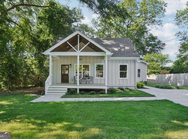1036 Dell, Smyrna, GA 30080