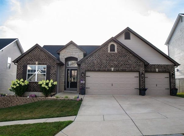 356 Meadow Wood Drive, Festus, MO 63028