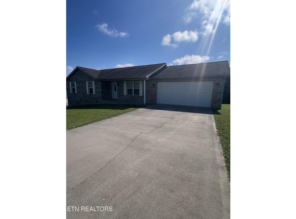259 ALTINA Circle, Tazewell, TN 37879