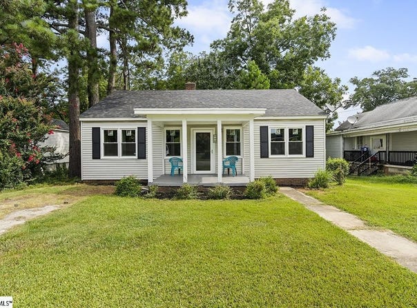 409 E Forida Street, Clinton, SC 29325