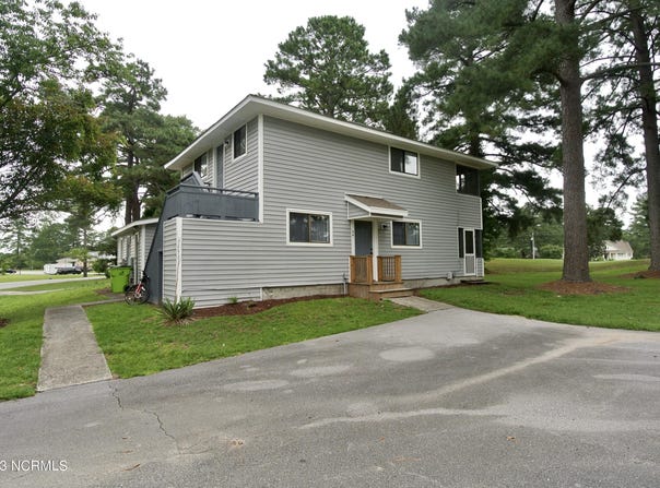 2 Linksiders Road, New Bern, NC 28562