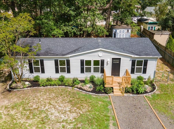 430 S Willow Ave, Galloway Township, NJ 08205