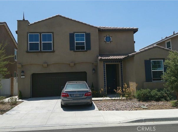 833 Half Moon Avenue, Redlands, CA 92374