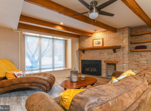 1496 ORCHARD LANE, BOYERTOWN, PA 19512