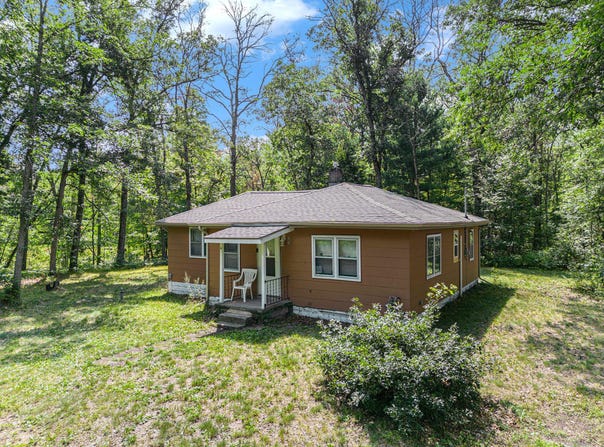 565 E Rockford Road, Idlewild, MI 49642